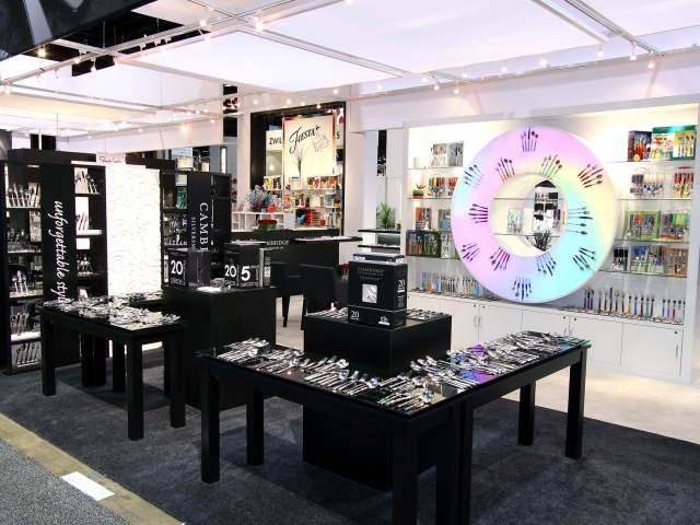 DW Cambridge 4